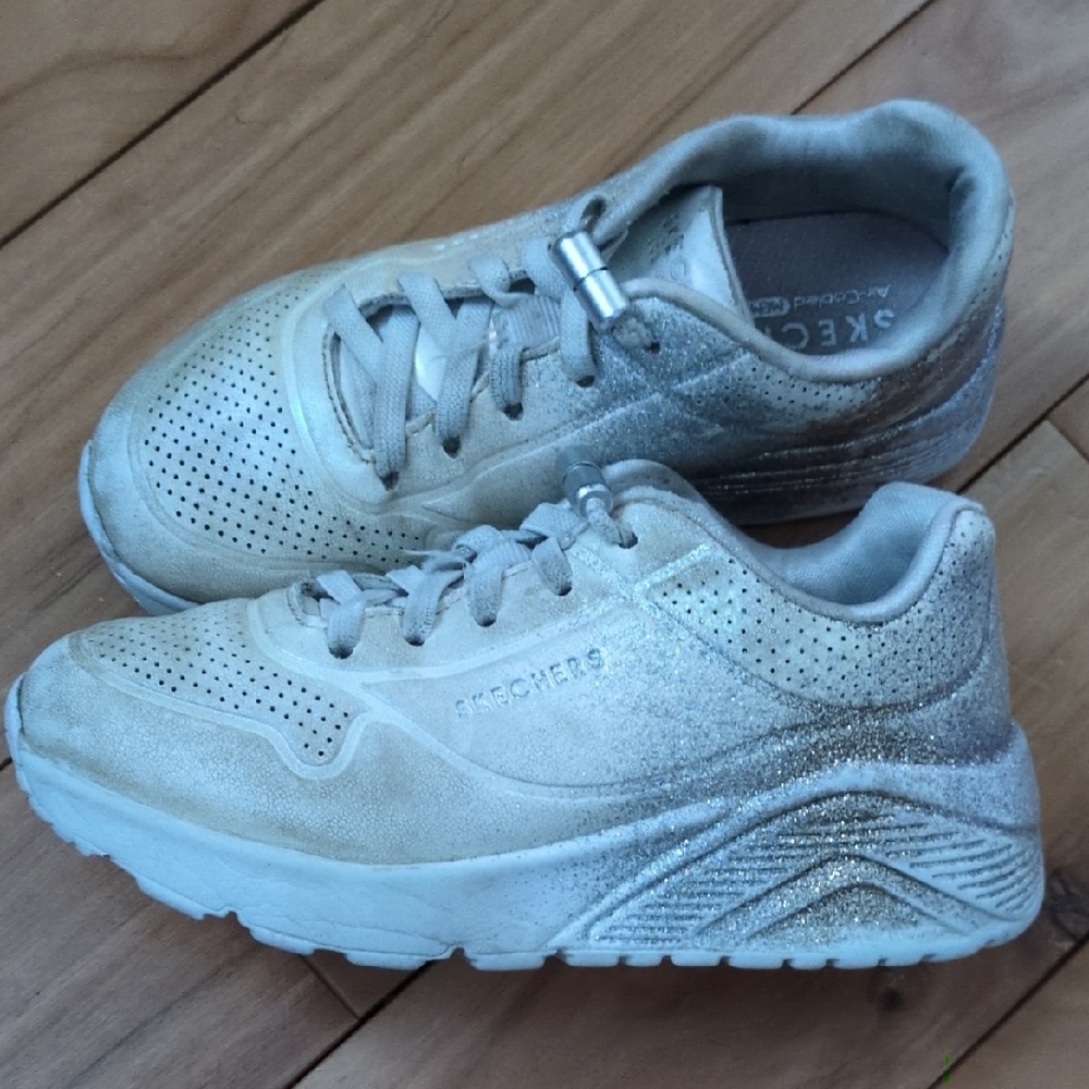 Skechers Shimmering Silver Sneakers
